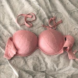 PINK Victoria’s Secret bra